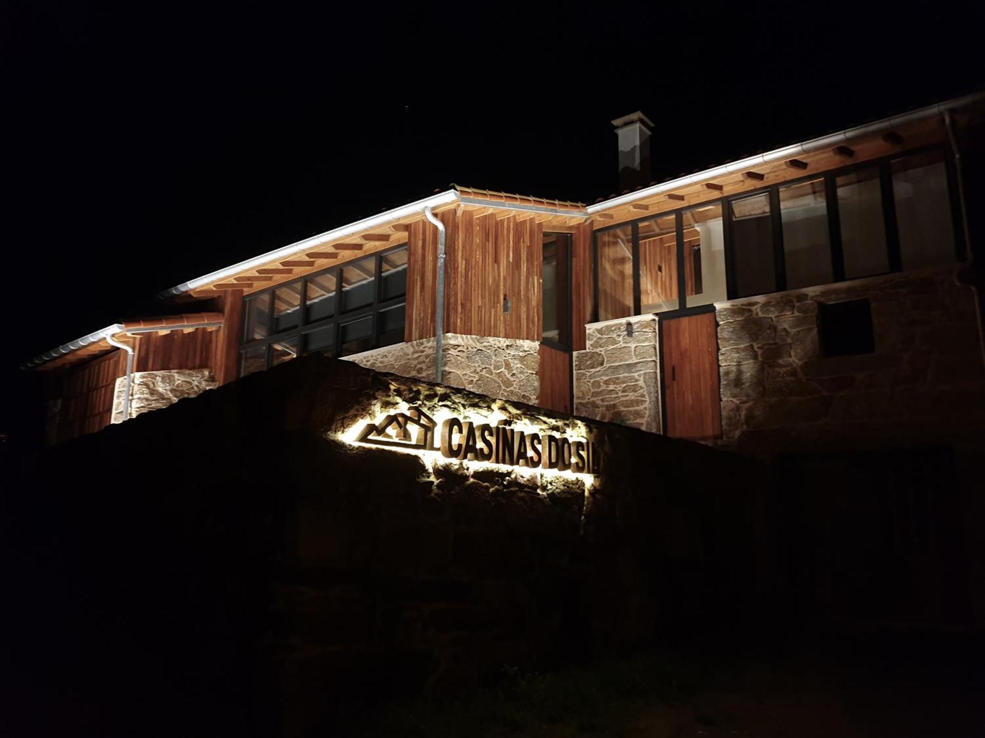 Gasthaus Casinas Do Sil Cristosende Exterior foto